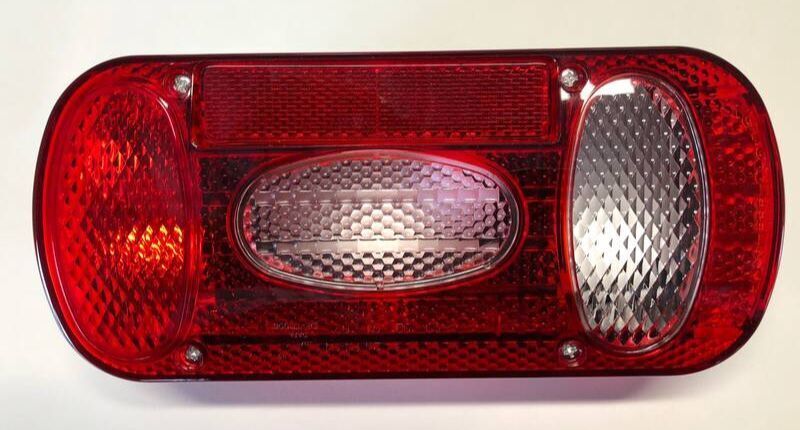 feu arrière droit rectangulaire Edicar
