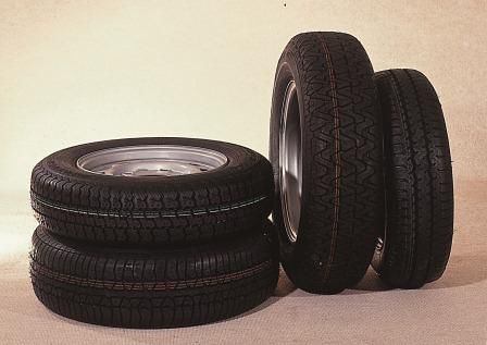 010.00093 - Roue de secours 145/80R13 - Remorques 2