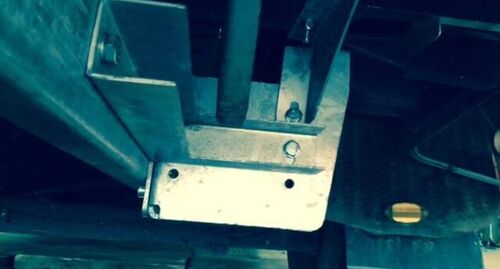 Base + rallonges Ford V185 Plancher cabine - Attelage Ford Transit
